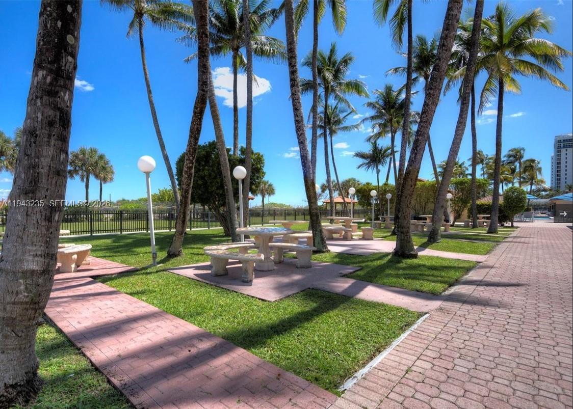 CLUB ATLANTIS CONDO - Residential