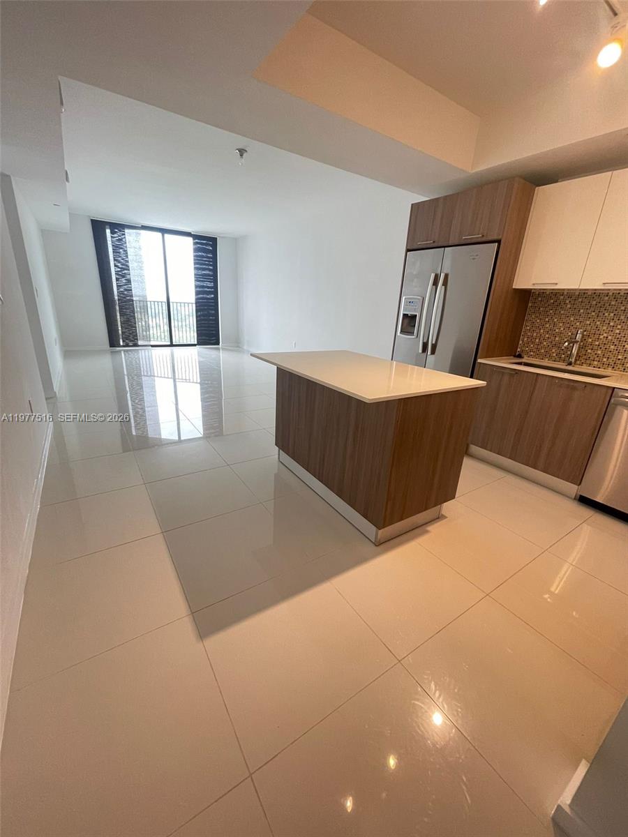5300 PASEO CONDO - Residential Lease