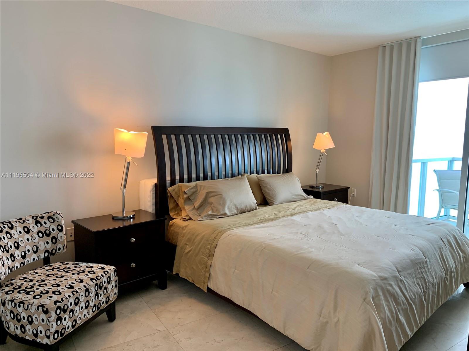 ST TROPEZ ON THE BAY 1 CO - Residential Lease
