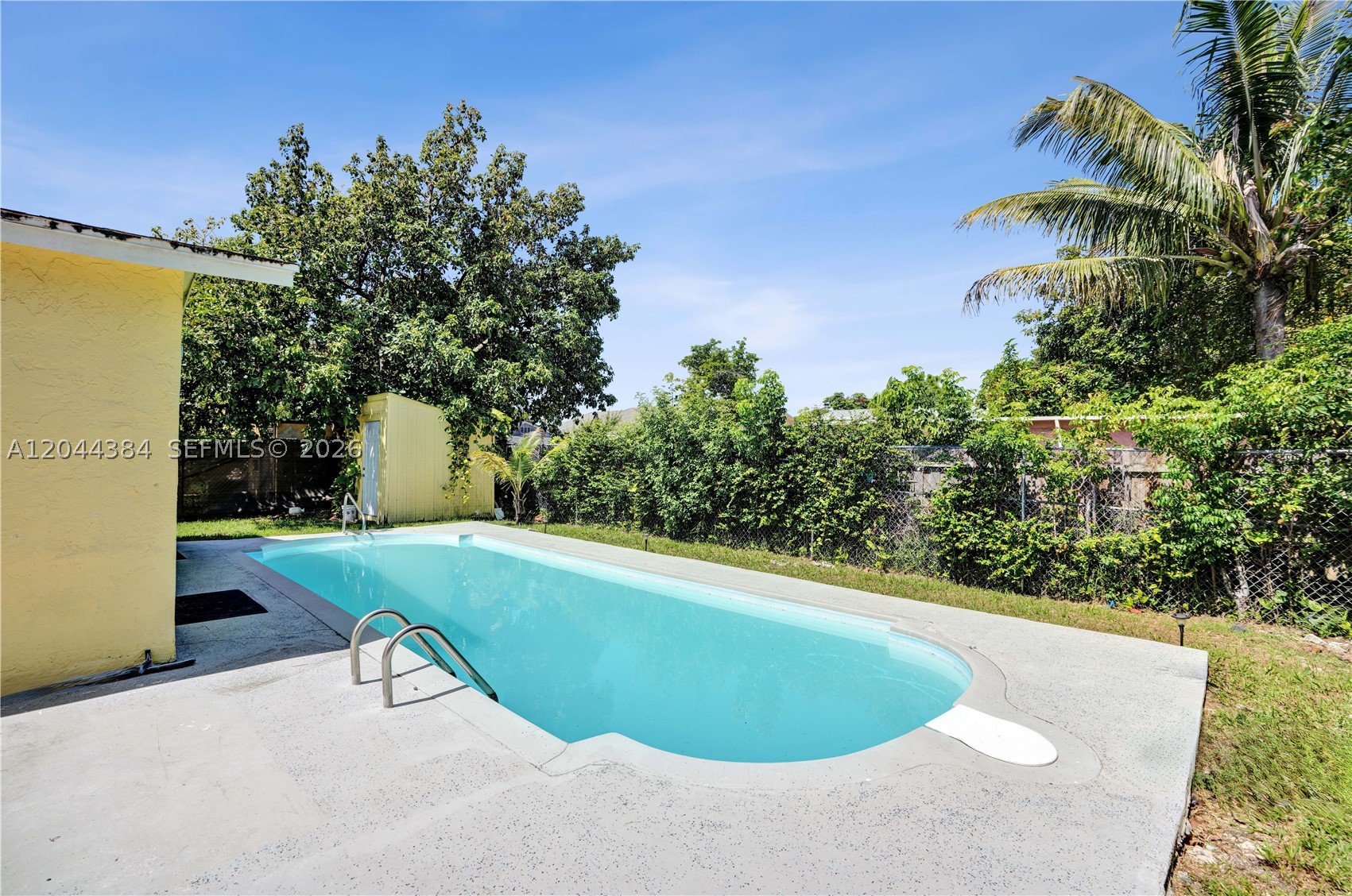 NORTH LAUDERDALE VILLAGE - Residential