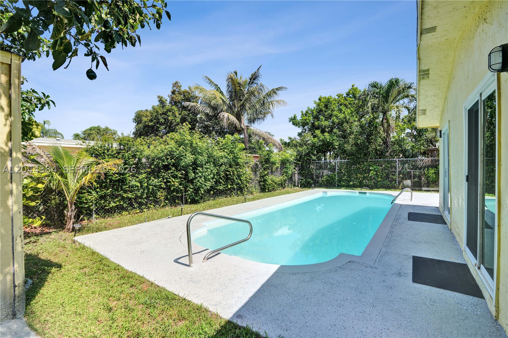 NORTH LAUDERDALE VILLAGE - Residential