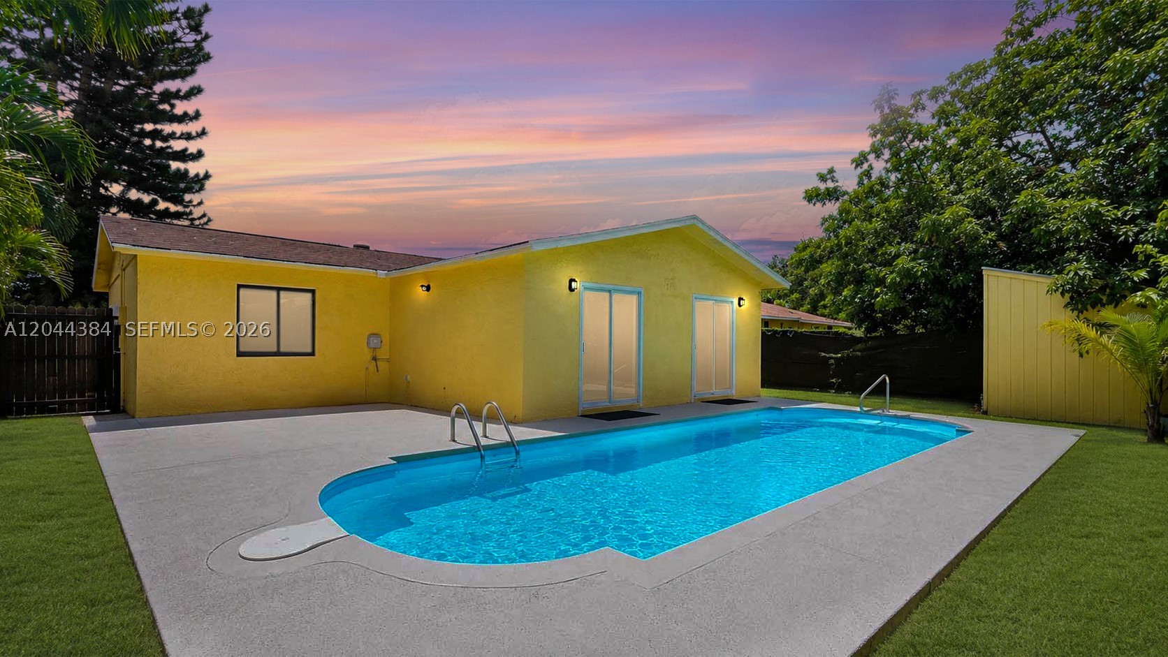 NORTH LAUDERDALE VILLAGE - Residential