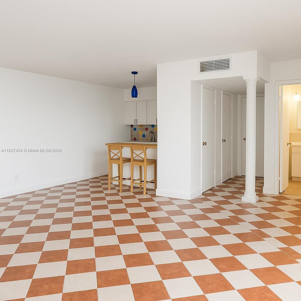 CHELSEA BAYVIEW CONDO - Residential Lease