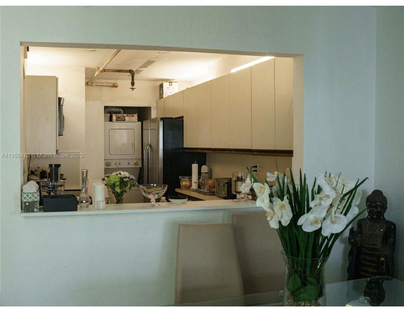 VENETIA CONDO - Residential