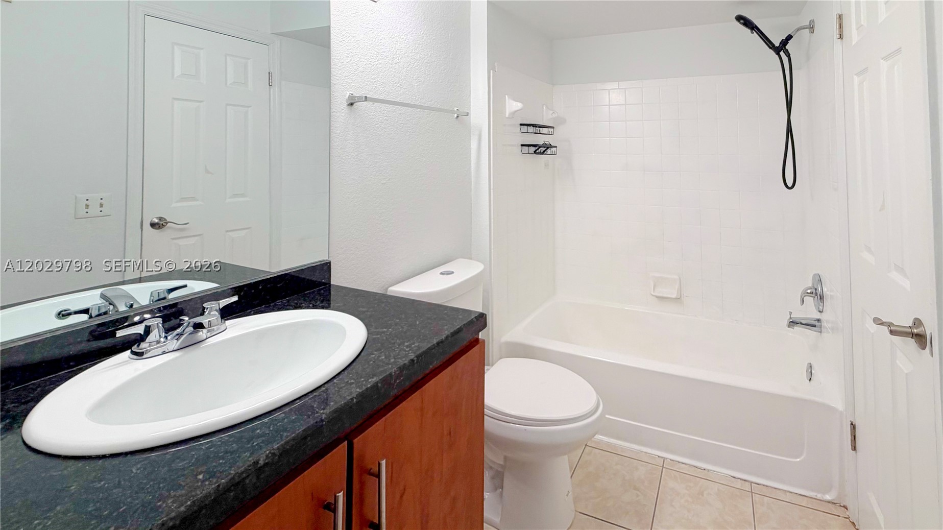 ISLES AT LAGO MAR CONDO - Residential Lease