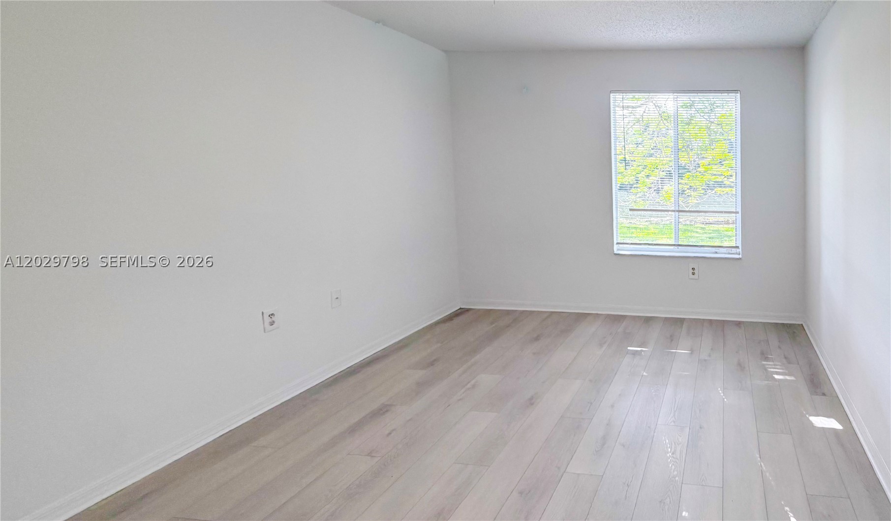 ISLES AT LAGO MAR CONDO - Residential Lease