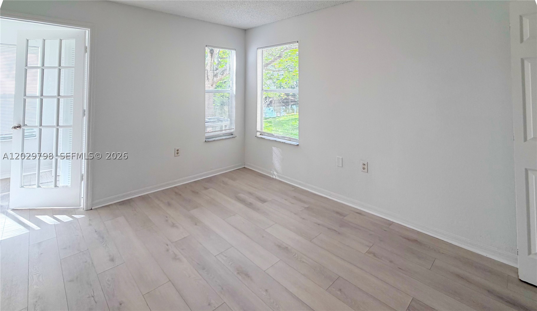 ISLES AT LAGO MAR CONDO - Residential Lease