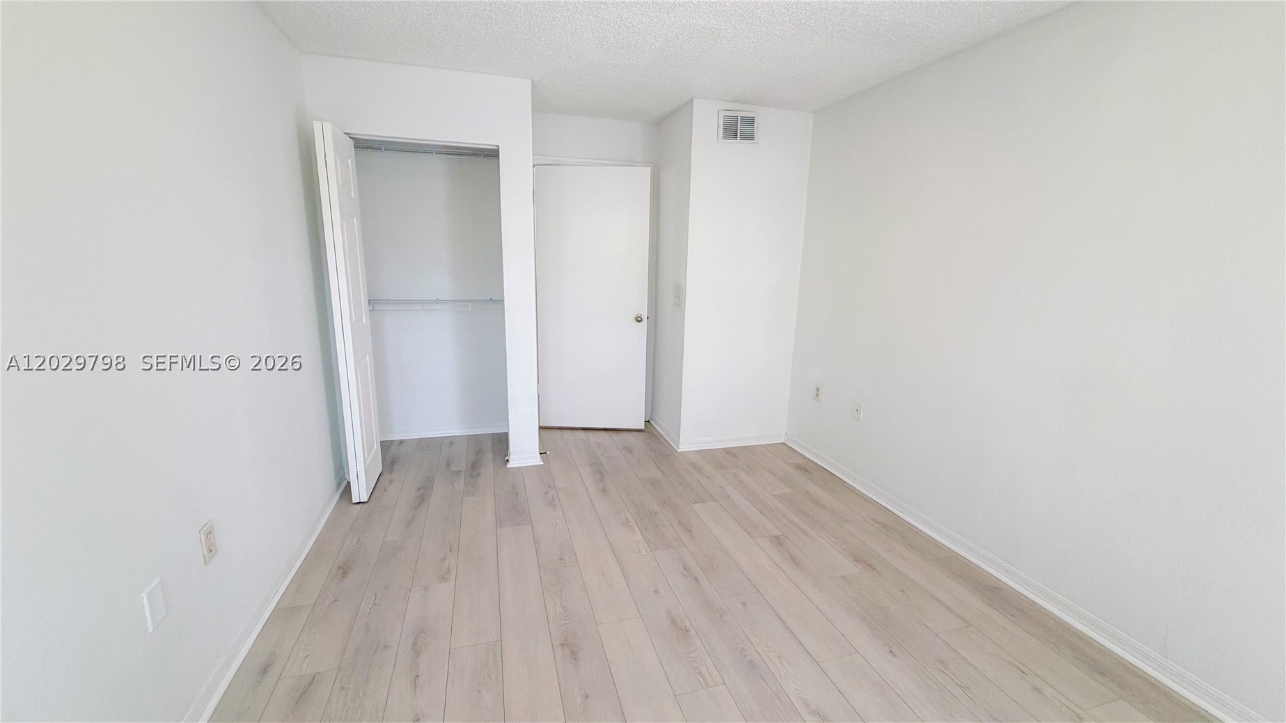 ISLES AT LAGO MAR CONDO - Residential Lease