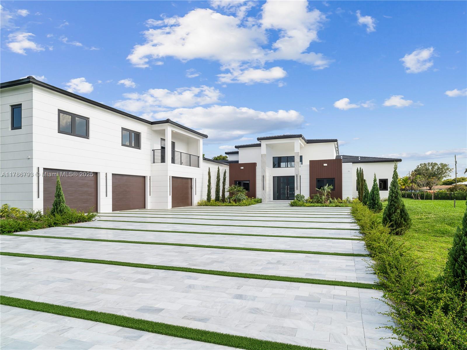 CHAMBERS LAND CO SUB SE1/ - Residential
