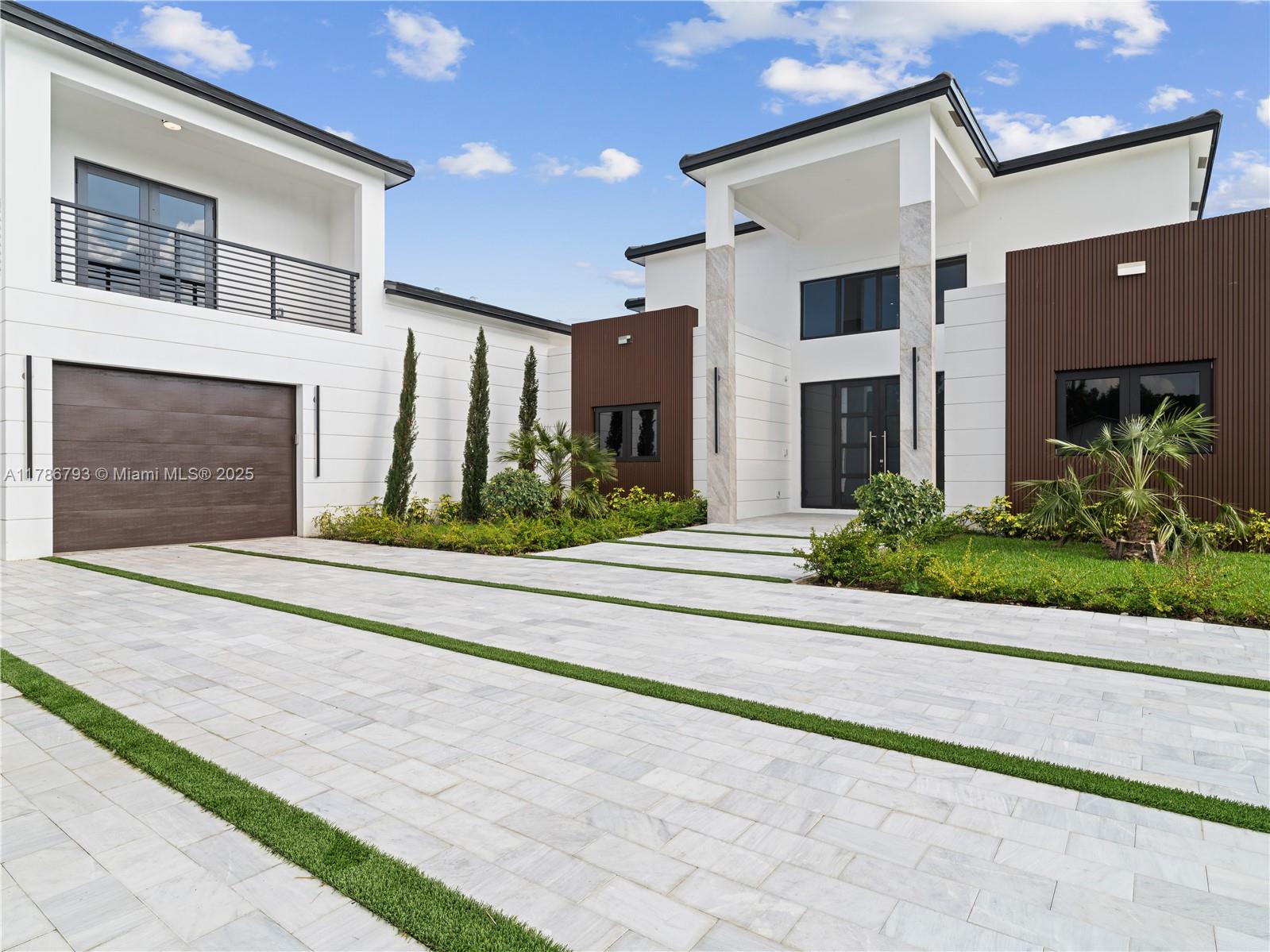 CHAMBERS LAND CO SUB SE1/ - Residential