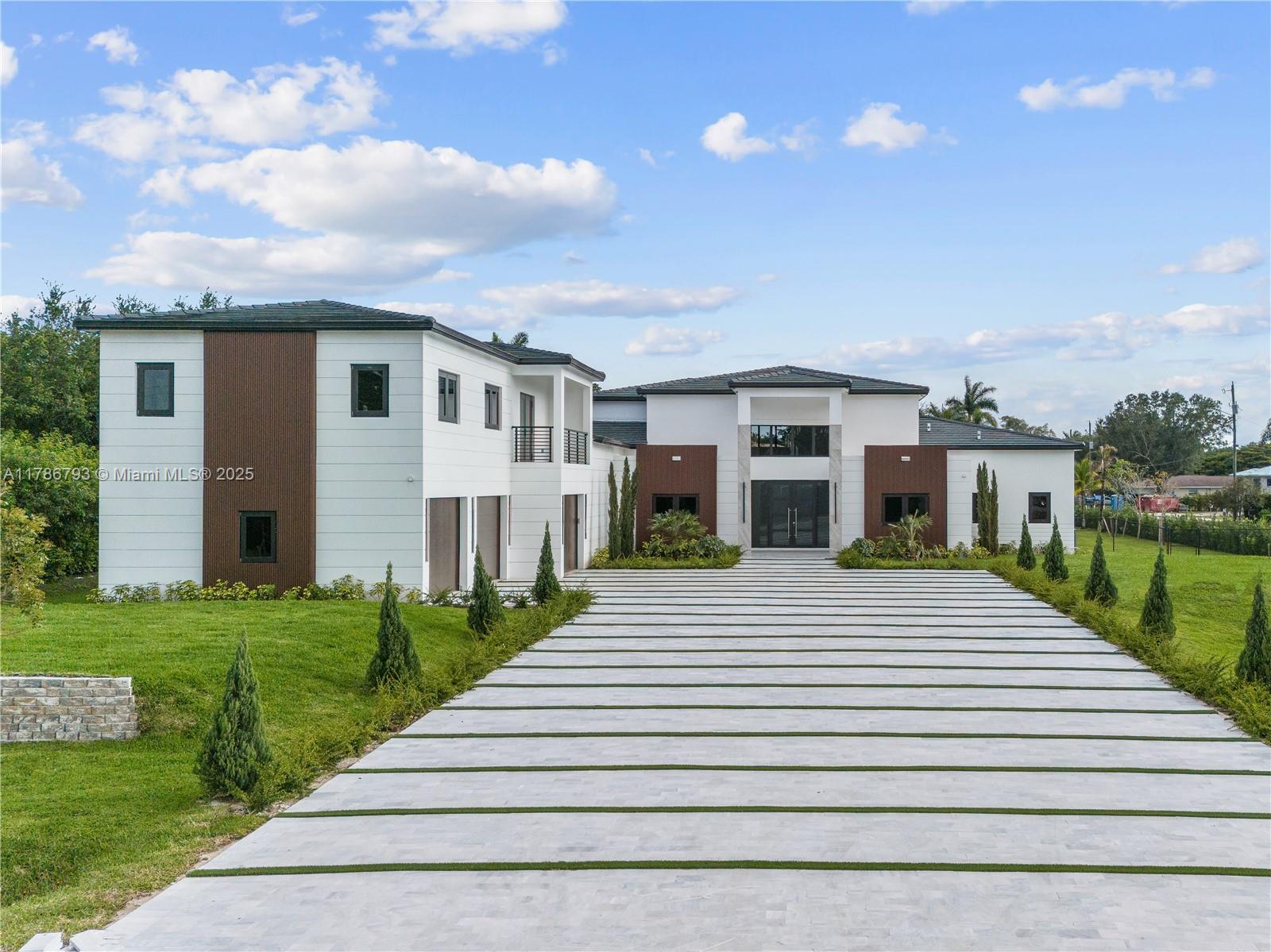 CHAMBERS LAND CO SUB SE1/ - Residential