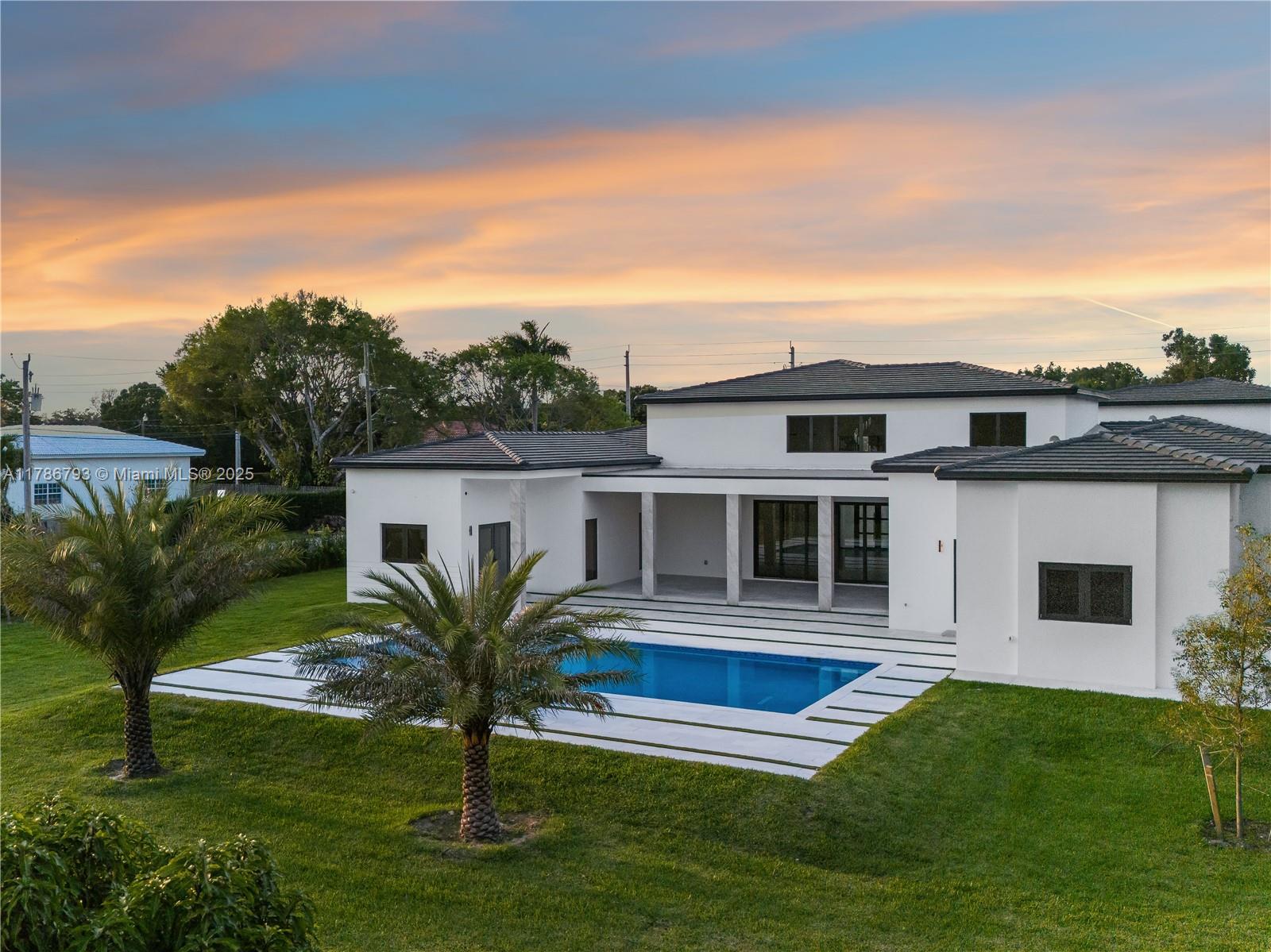 CHAMBERS LAND CO SUB SE1/ - Residential