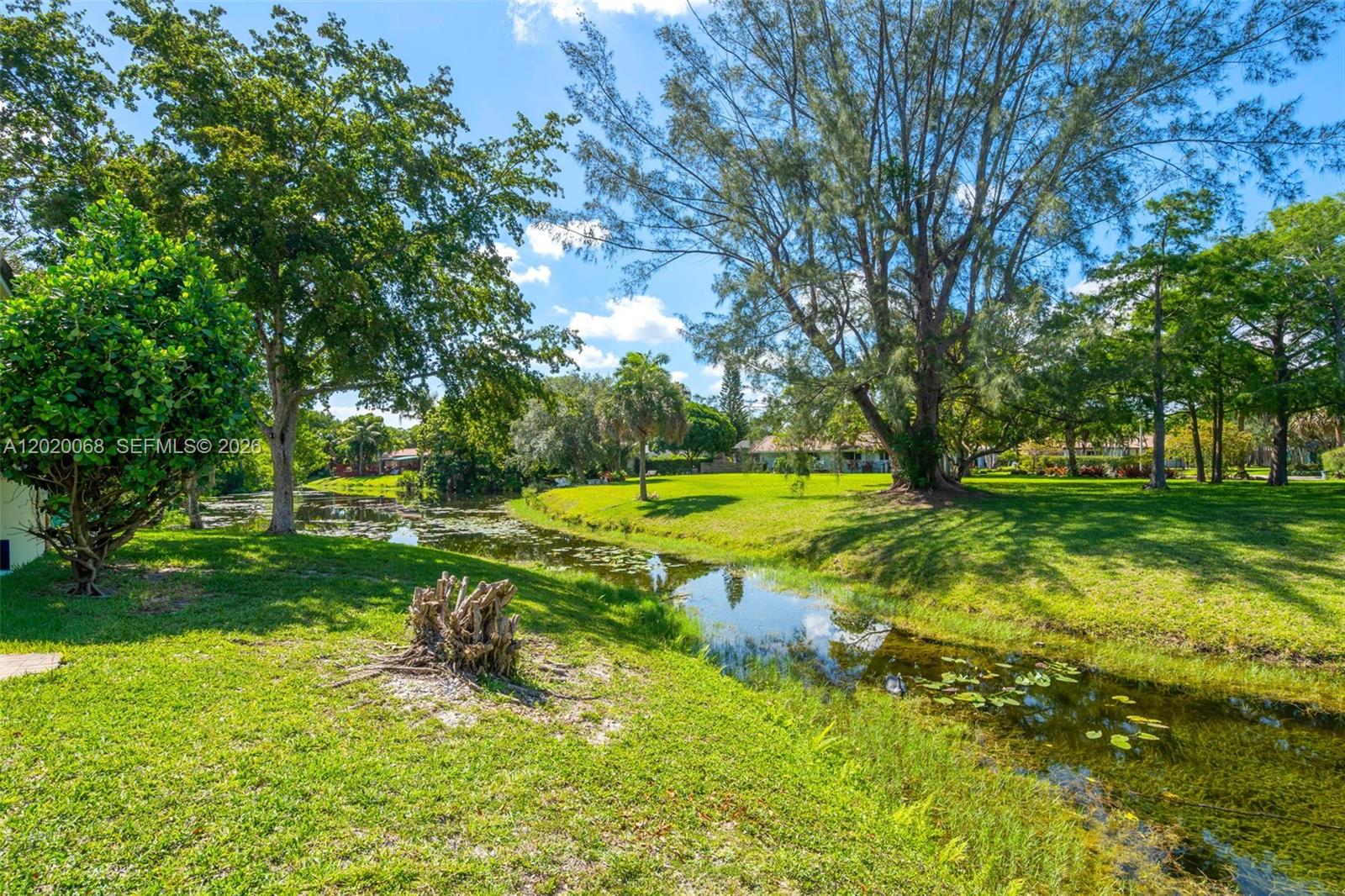 CLUSTERS CORAL SPRINGS - Residential