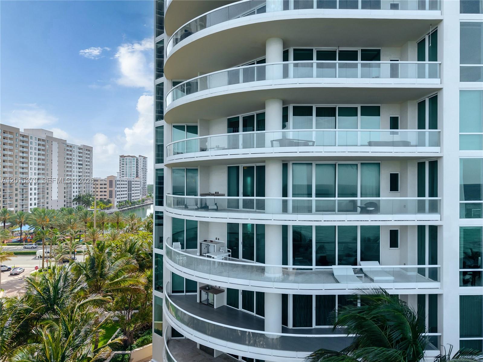 TURNBERRY OCEAN COLONY - Residential