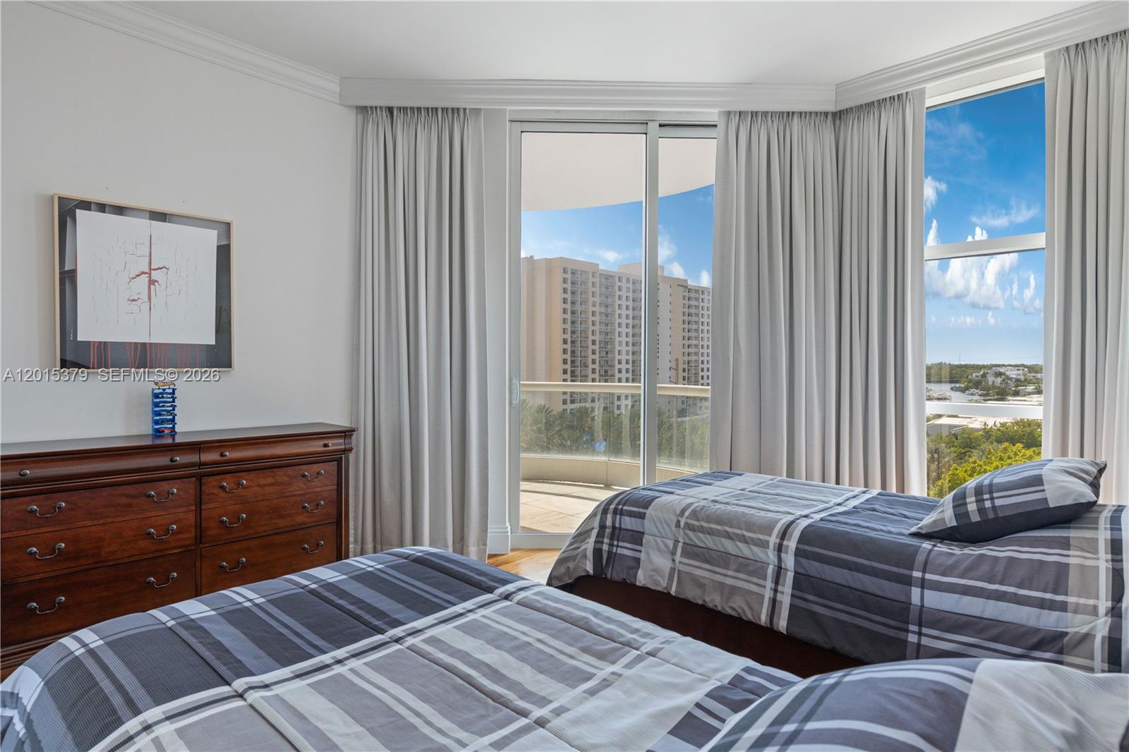 TURNBERRY OCEAN COLONY - Residential
