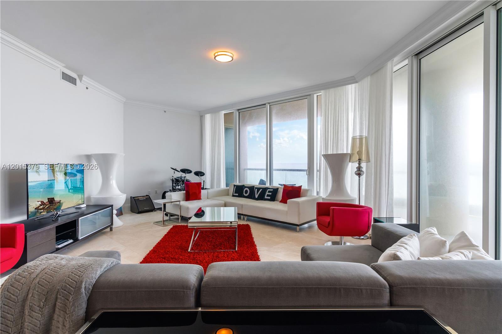 TURNBERRY OCEAN COLONY - Residential