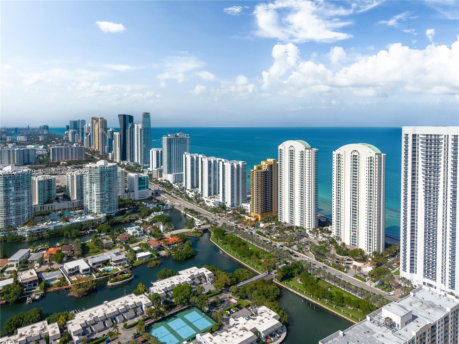 TURNBERRY OCEAN COLONY - Residential