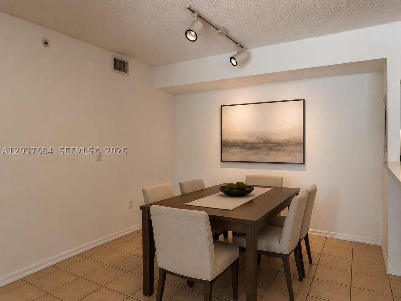 DEVONAIRE CONDO AT PEMBRO - Residential Lease