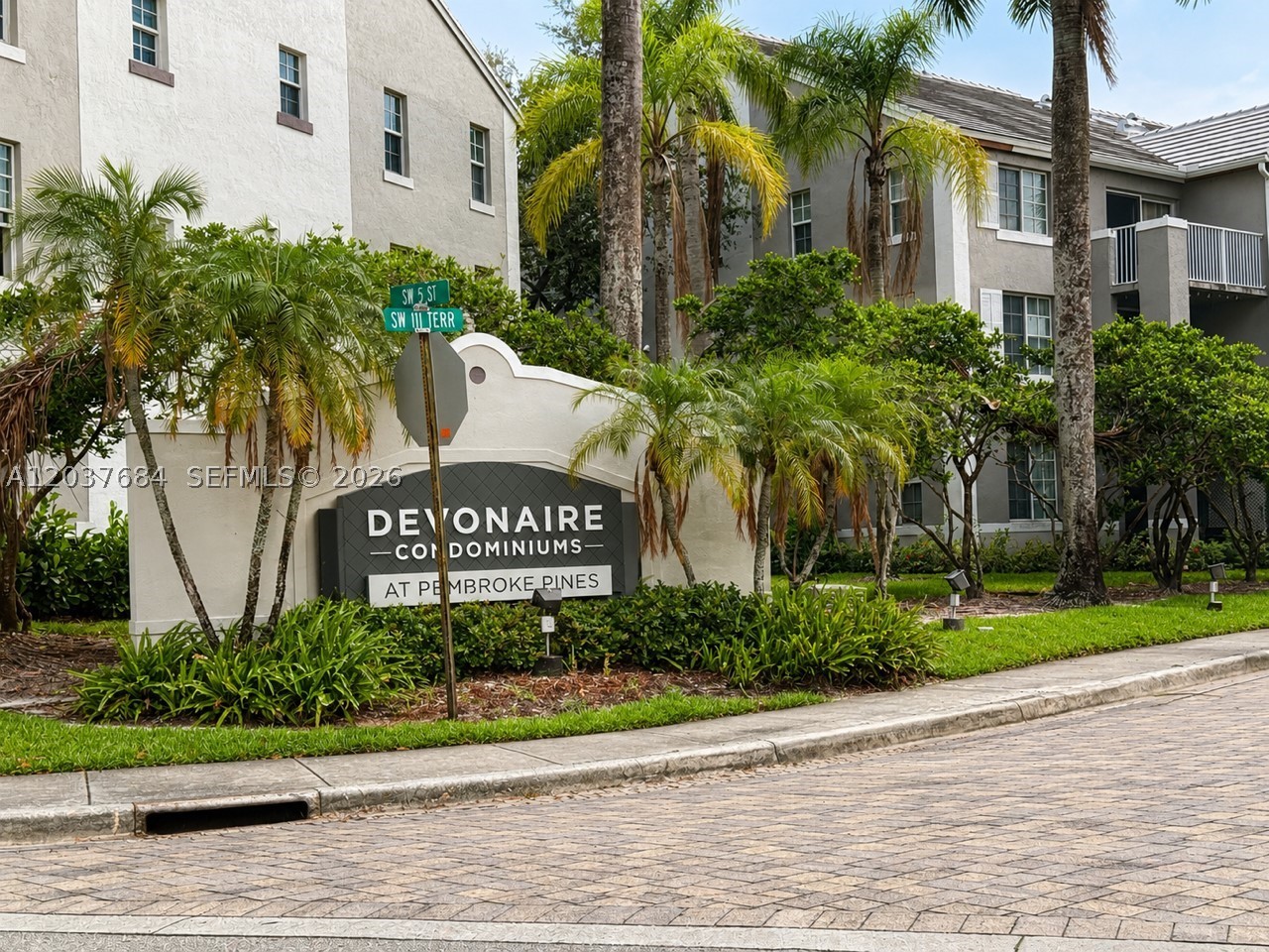 DEVONAIRE CONDO AT PEMBRO - Residential Lease