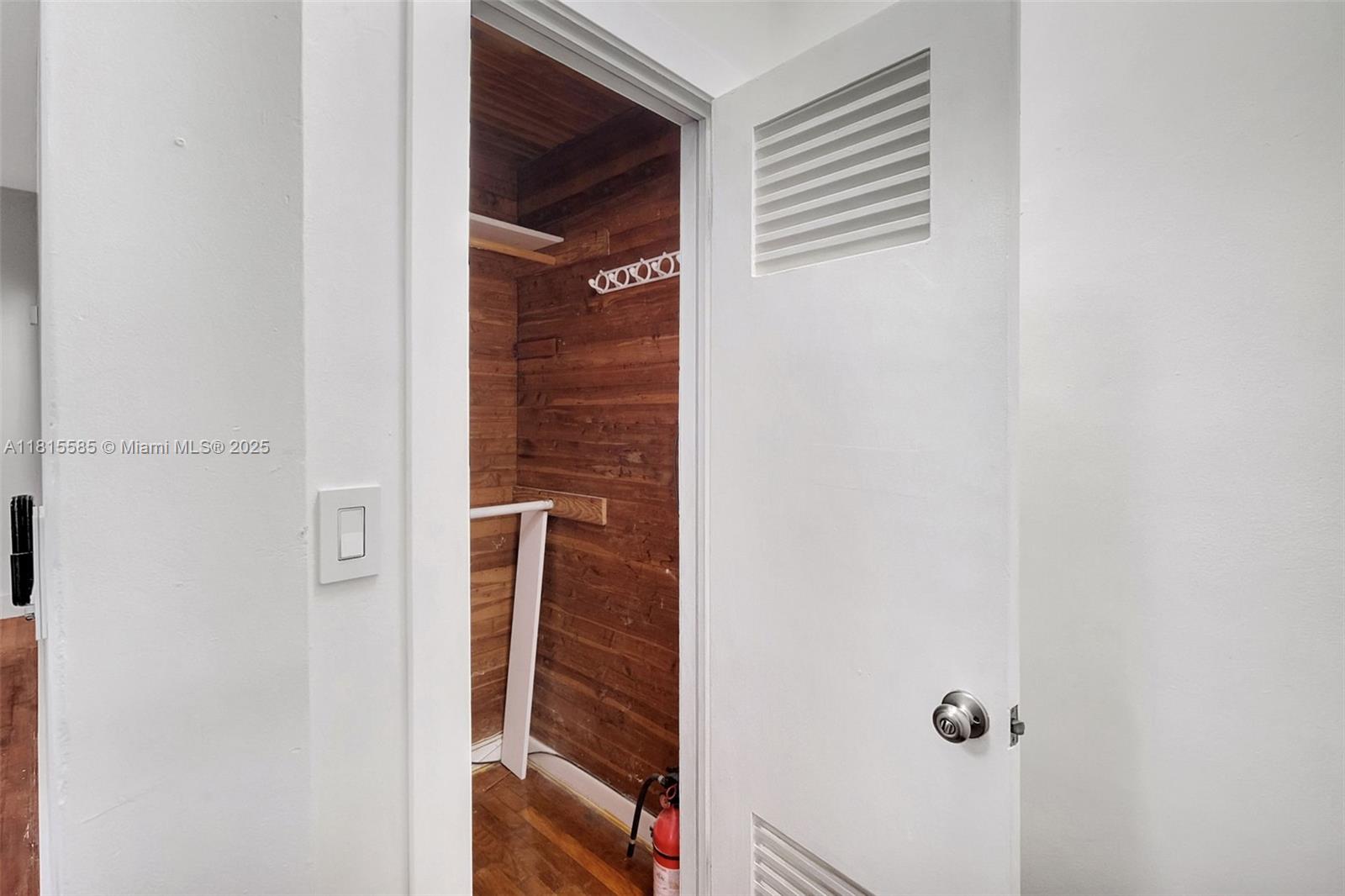 BAY DRIVE CONDO - Residential Lease