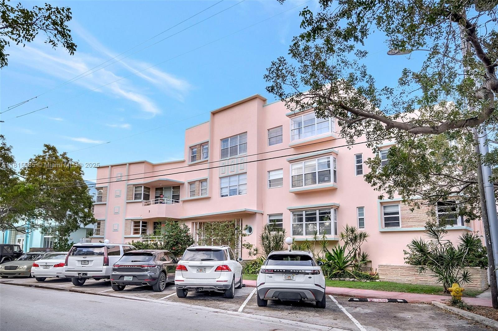 BAY DRIVE CONDO - Residential Lease