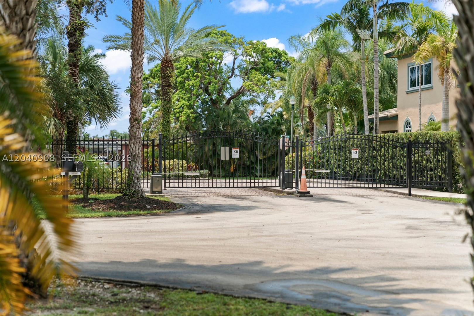 SCHOONER RIDGE - Residential