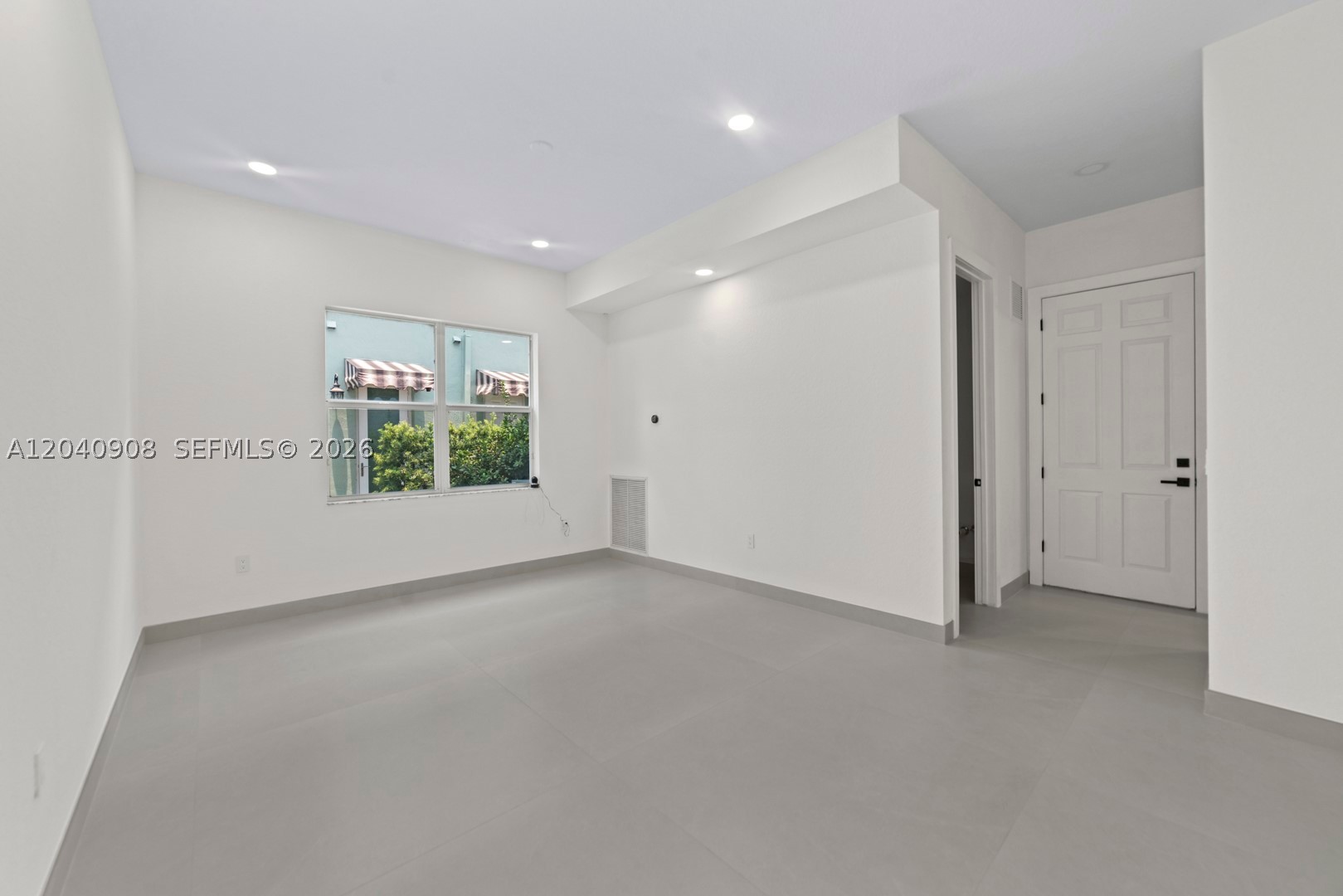 SCHOONER RIDGE - Residential