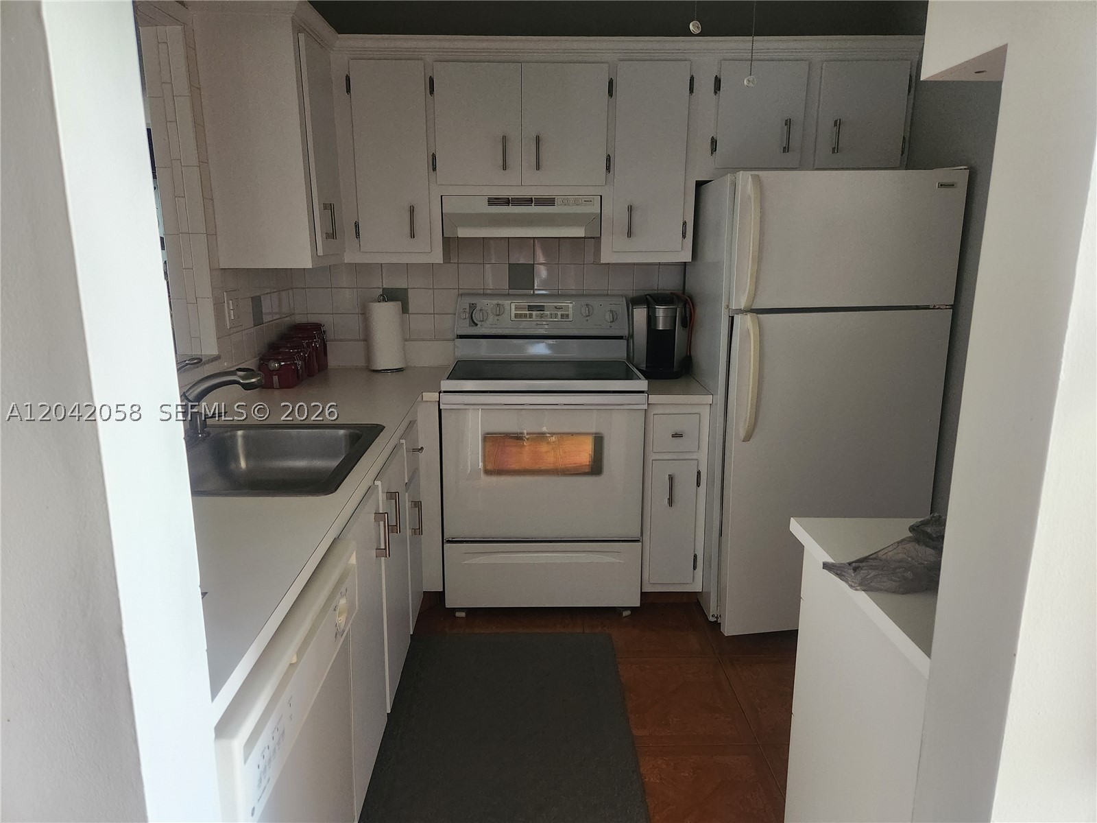 TULIP GARDENS CONDO - Residential