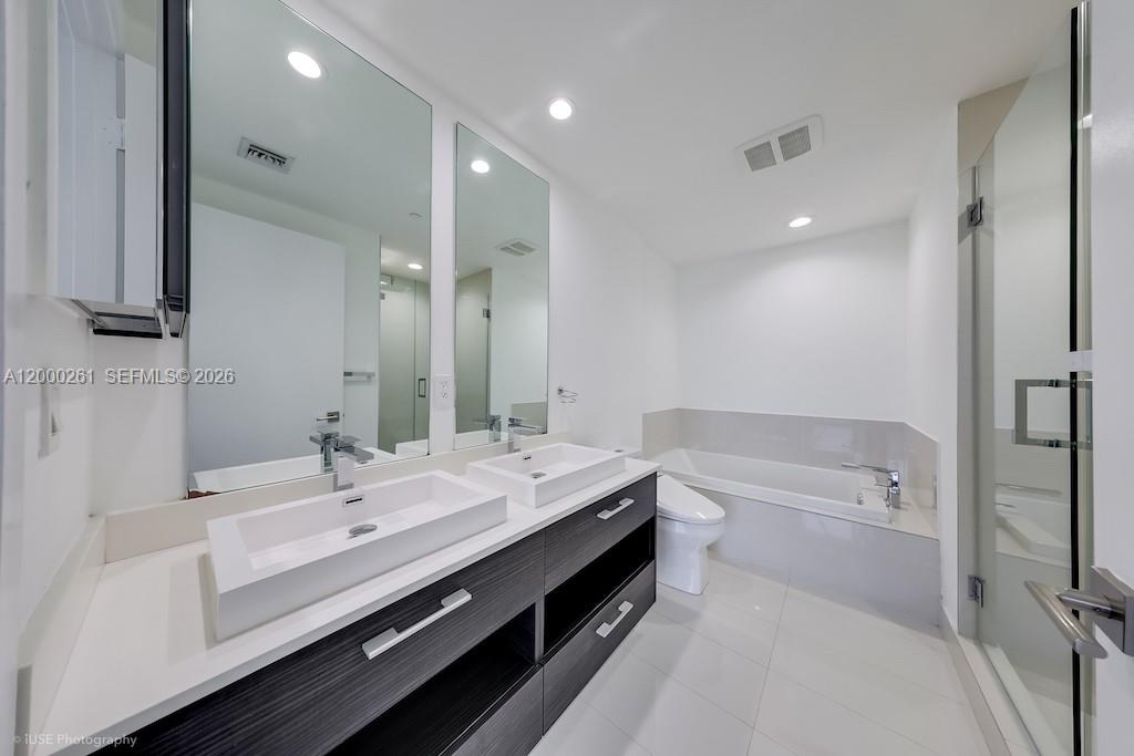 BRICKELL HEIGHTS EAST CON - Residential