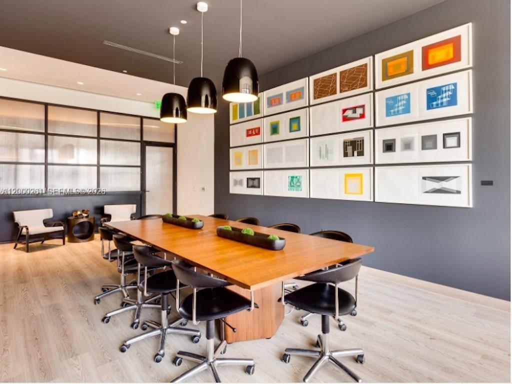 BRICKELL HEIGHTS EAST CON - Residential