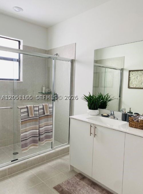 CAMBRIDGE ESTATES FIRST A - Residential Lease