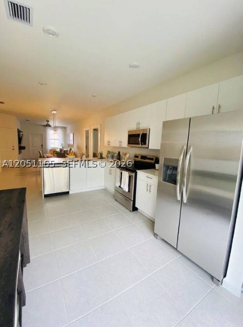 CAMBRIDGE ESTATES FIRST A - Residential Lease