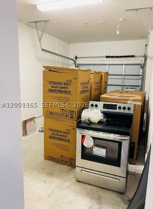 CAMBRIDGE ESTATES FIRST A - Residential Lease