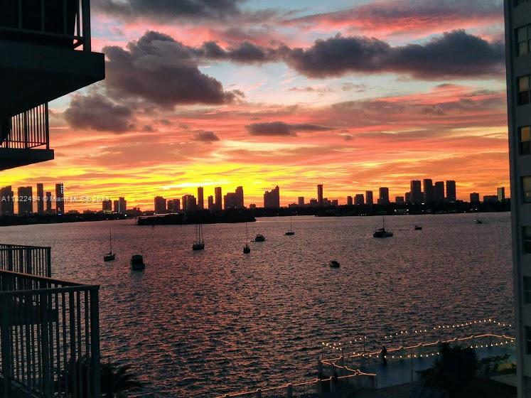 BAYVIEW TERRACE CONDO - Residential Lease