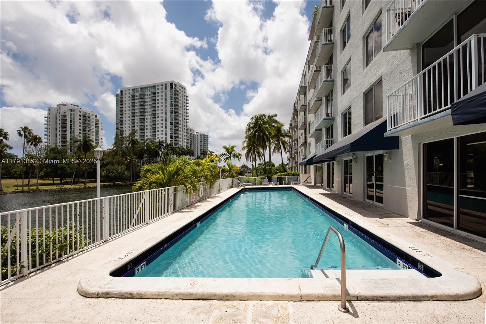 SERENITY ON THE RIVER COND - Residential