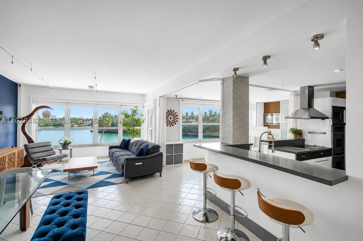 BLAIR HOUSE CONDO - WEST - Residential