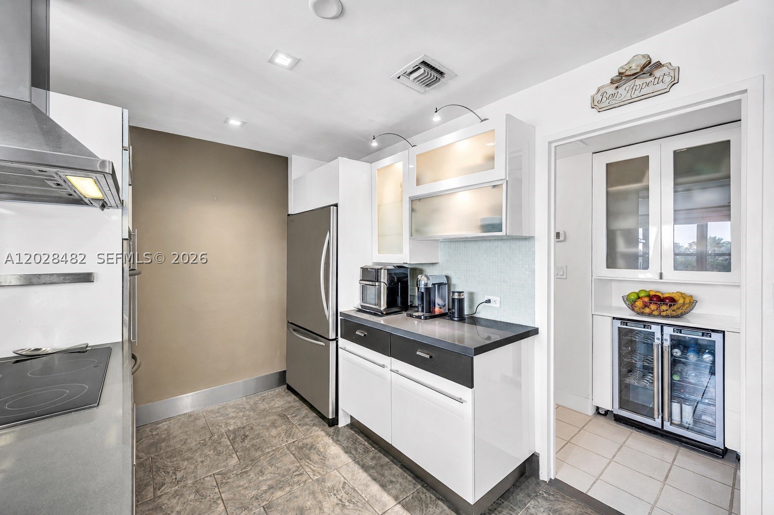 BLAIR HOUSE CONDO - WEST - Residential