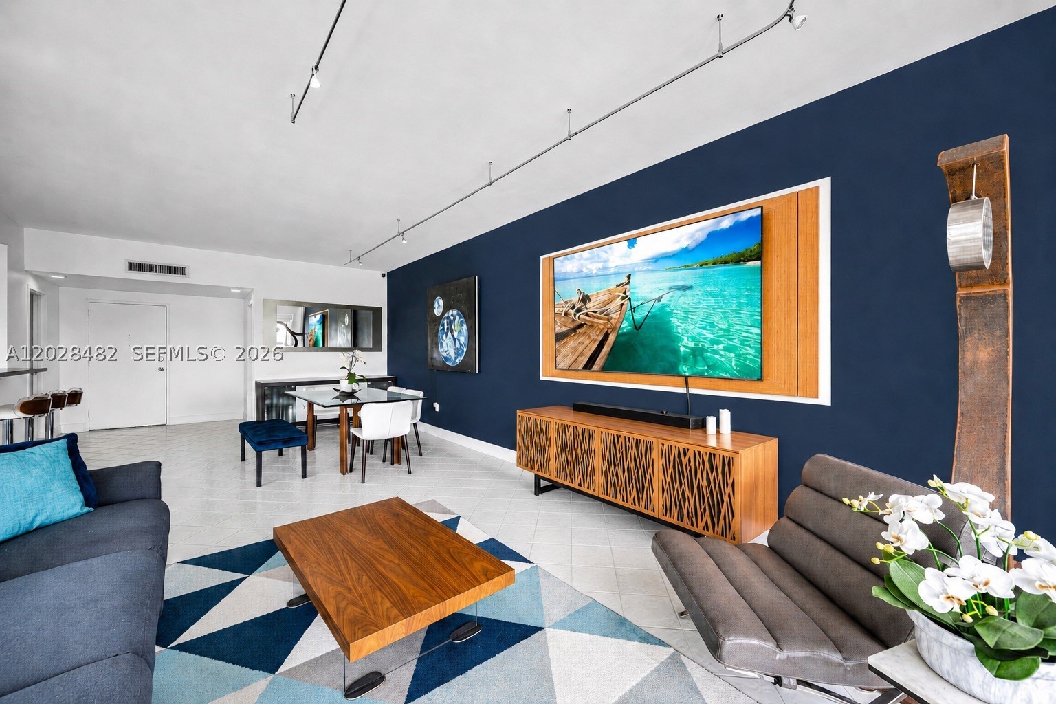 BLAIR HOUSE CONDO - WEST - Residential