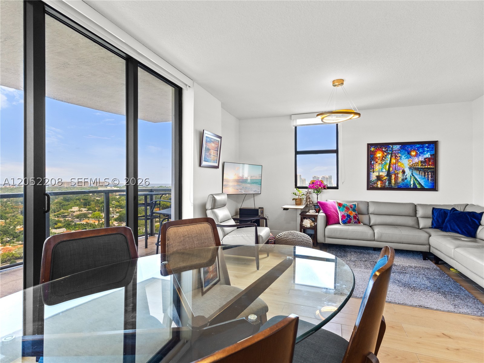 THE LUXOR RESIDENCES COND - Residential Lease