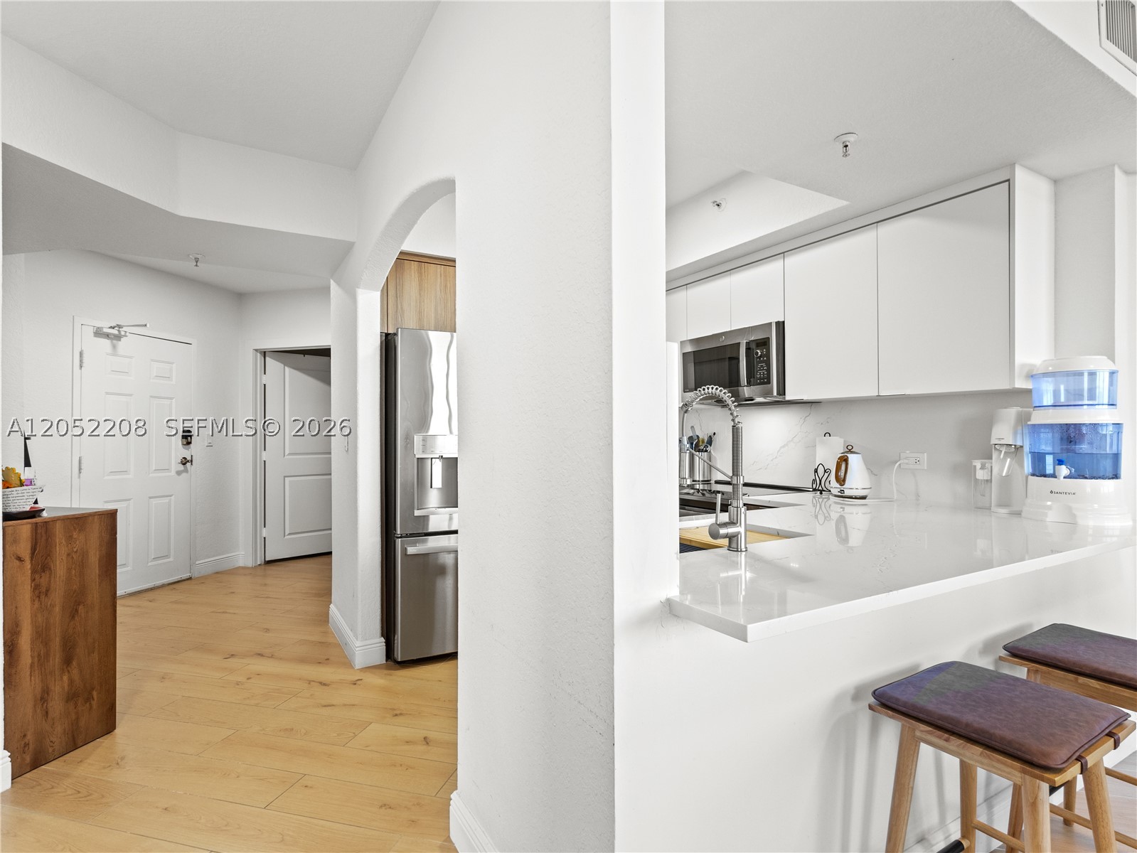 THE LUXOR RESIDENCES COND - Residential Lease