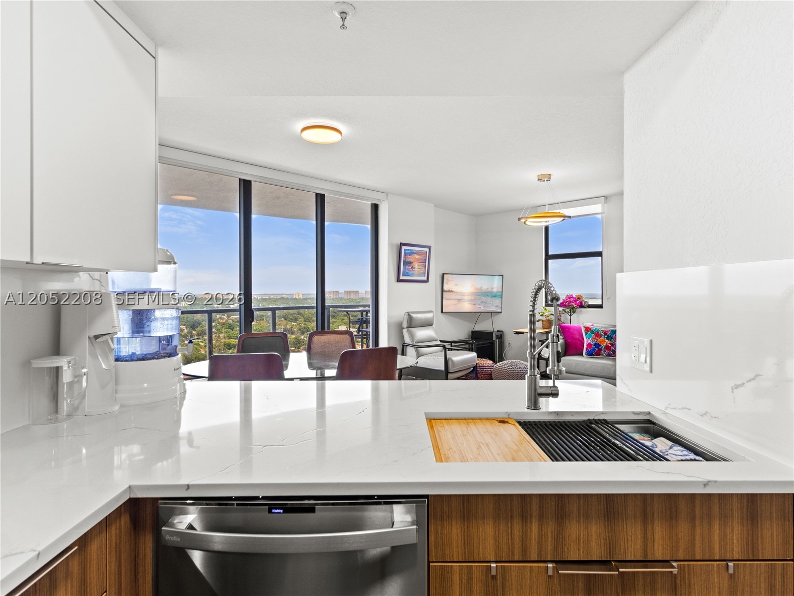 Stunning fully remodeled 2-bedroom, 2-bath corner unit on the 15th floor, considered a penthouse. 3 private balconies offer breathtaking unobstructed views of the Downtown Miami, Brickell skyline, Coconut Grove, and Biscayne Bay. The desirable split-bedroom floor plan provides a spacious and functional layout filled with tons of natural light. Includes 2 assigned garage parking spaces.
Ideally located just a couple of blocks from the free trolley with convenient access to Brickell and Coral Gables, as well as Metrorail and nearby bus stops.
