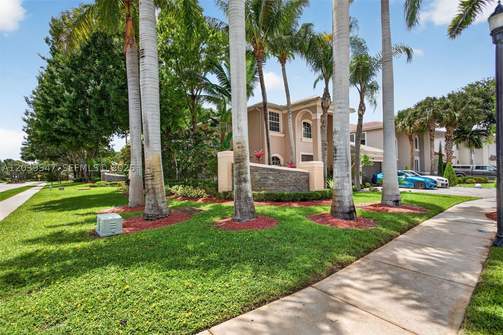 CYPRESS ESTATES - Residential
