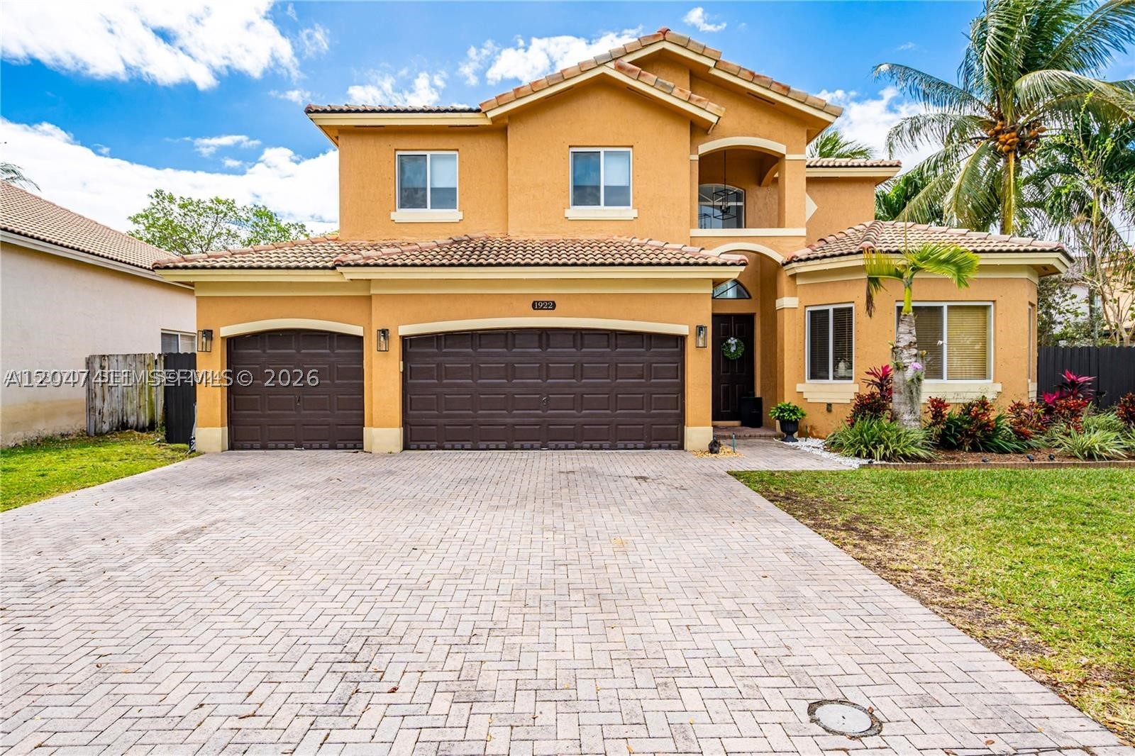 PALM ISLE ESTATES - Residential