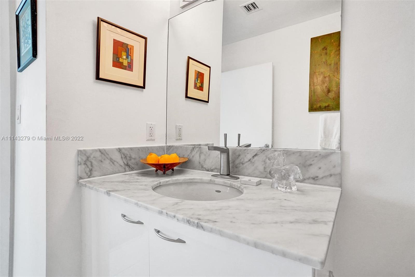 THE LOFT DOWNTOWN II COND - Residential