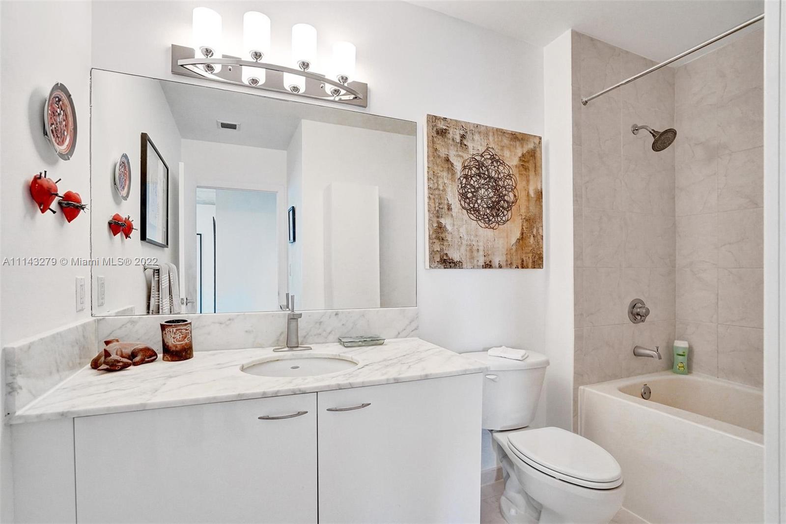 THE LOFT DOWNTOWN II COND - Residential