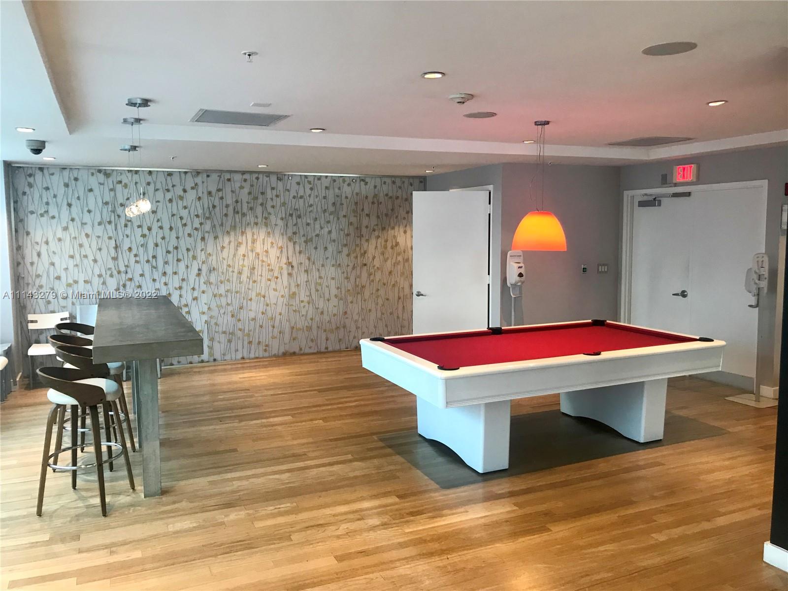 THE LOFT DOWNTOWN II COND - Residential