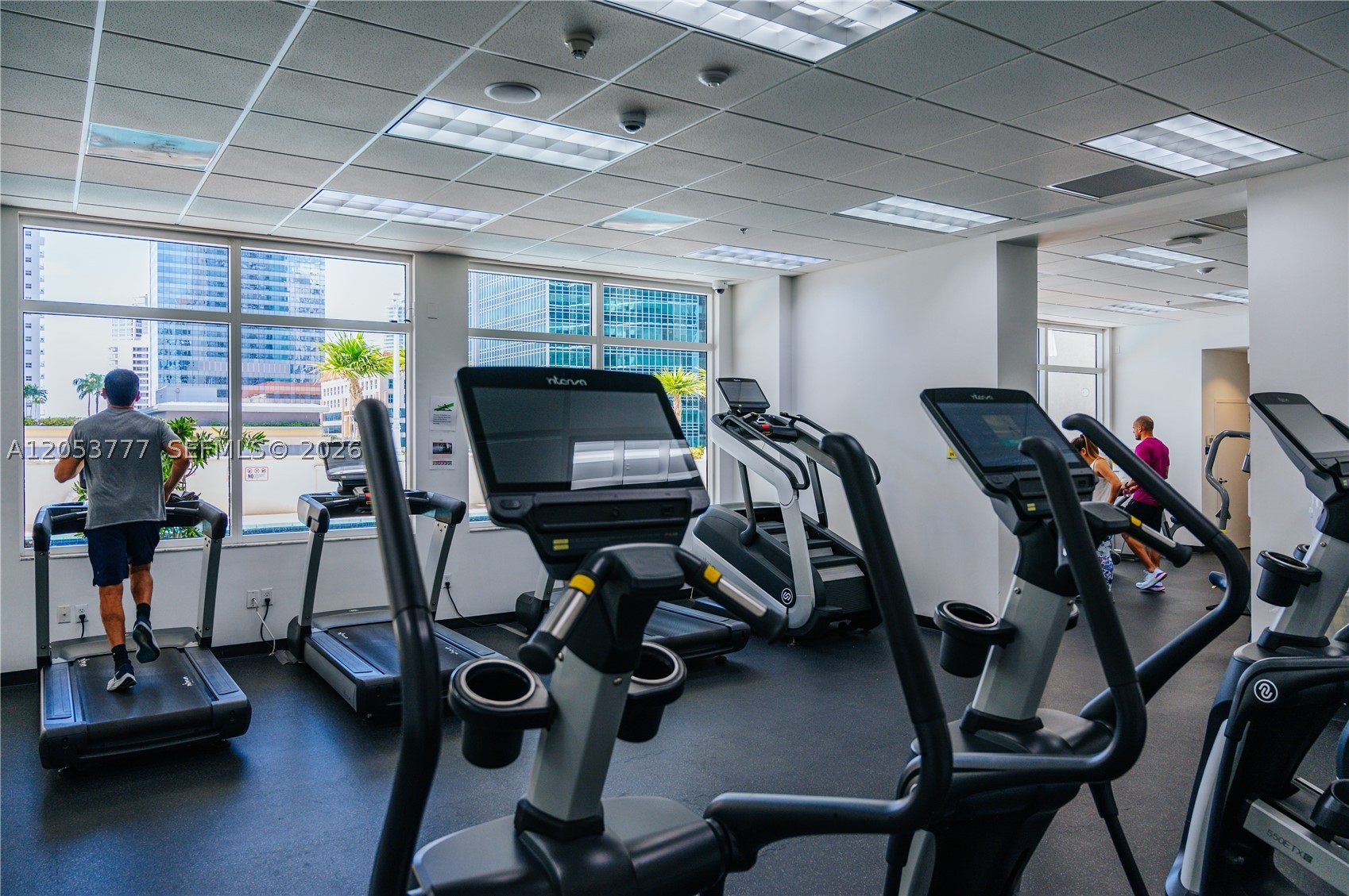 THE CLUB AT BRICKELL BAY - Residential