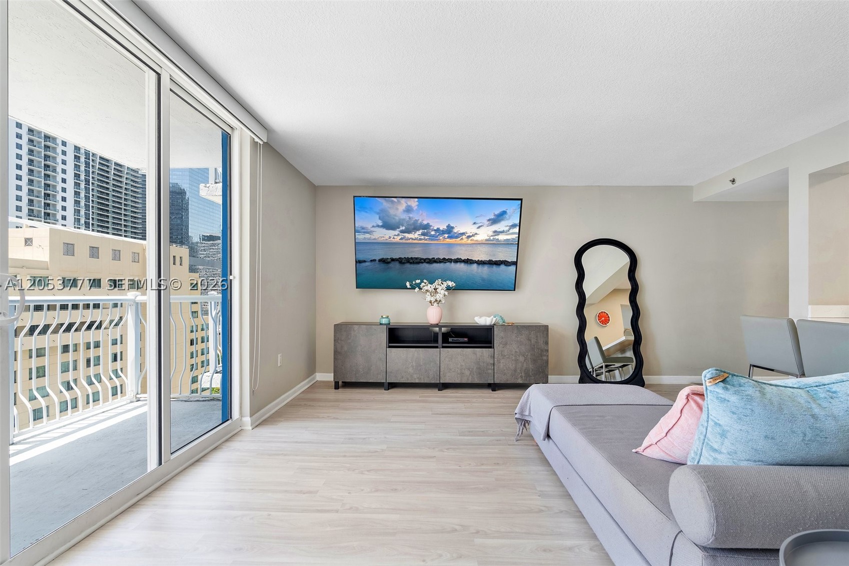 THE CLUB AT BRICKELL BAY - Residential