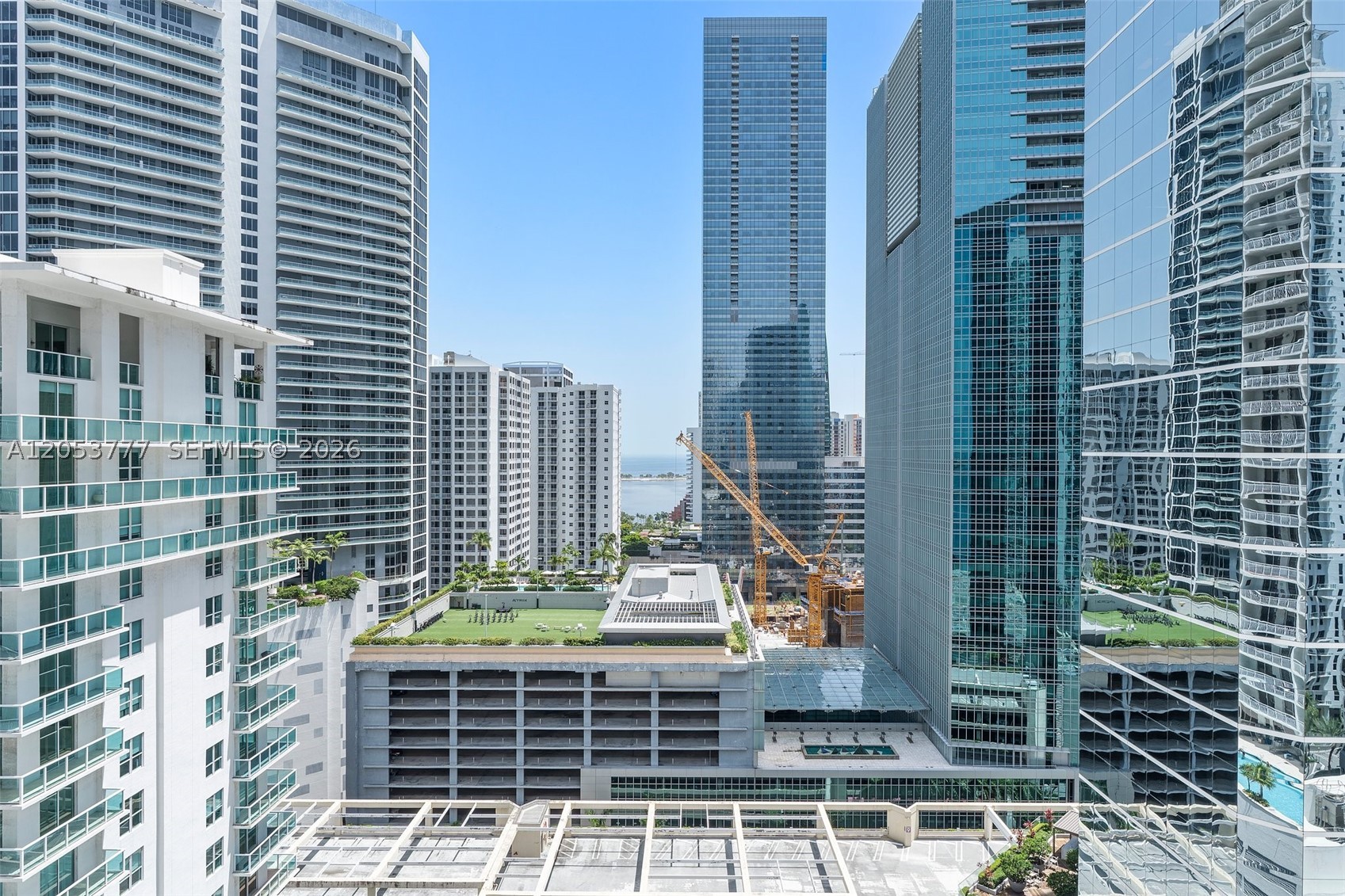 THE CLUB AT BRICKELL BAY - Residential