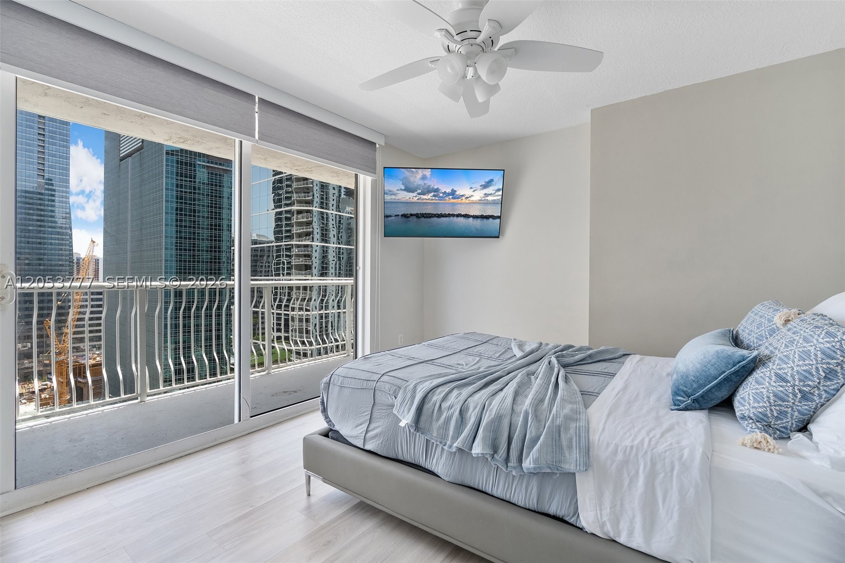 THE CLUB AT BRICKELL BAY - Residential